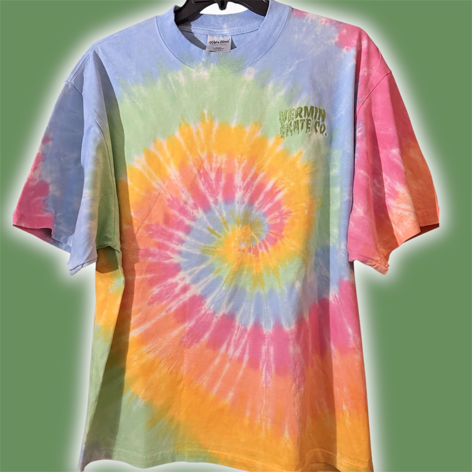 “SK8 HIPPIE” Tee